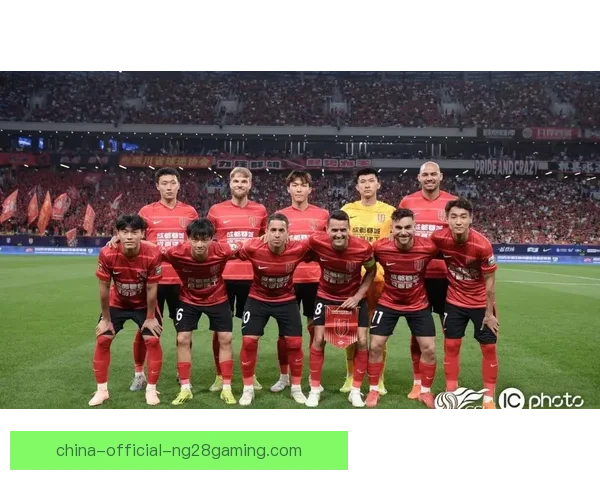 成都蓉城门将赛季表现出色首次入选国足名单引关注